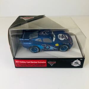 Disney Cars Lightning McQueen Die Cast Car Blue 2017 Holiday Exclusive